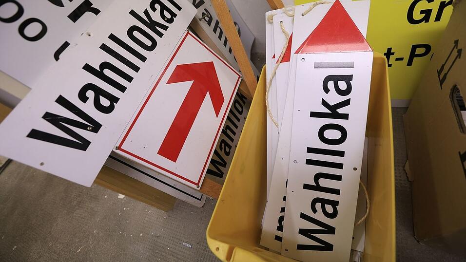 In 2.600 Wahlbezirken werden am Sonntag Stimmen ausgezählt. In 2.600 Wahlbezirken werden am Sonntag Stimmen ausgezählt.