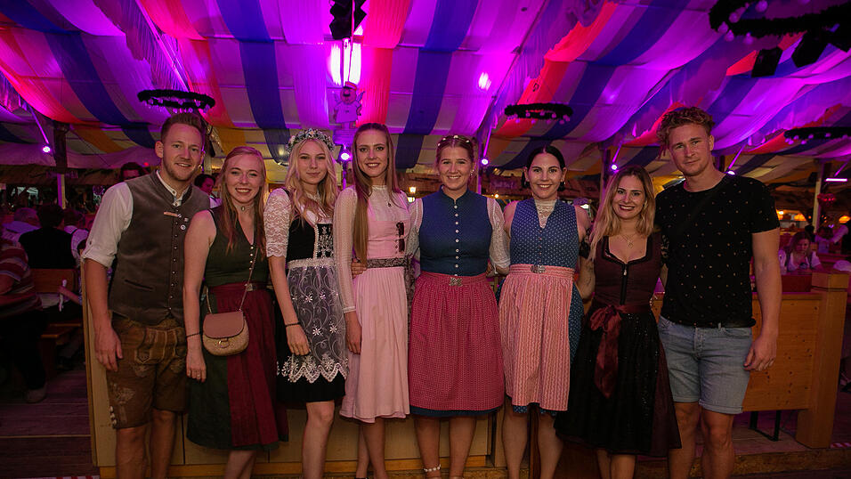 Die Partybilder von Sonntag, 21. August 2022, aus dem Festzelt Reisinger.