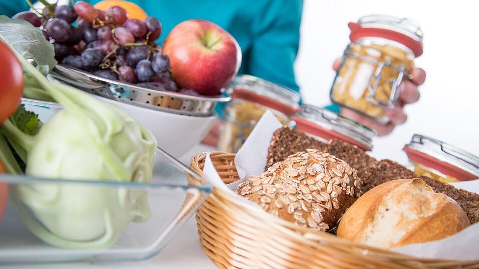Eine gesunde Ernährung versorgt uns mit allen wichtigen Nährstoffen.