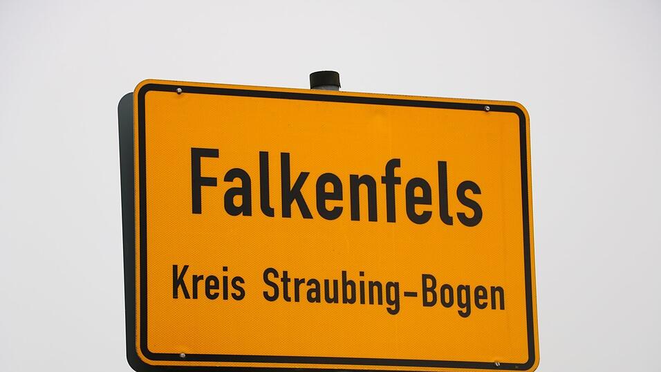 Auch Zuhören brachten ihre Meinungen ein. Auch Zuhören brachten ihre Meinungen ein.