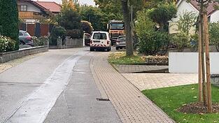 Am Bergschneider Ring wurde bei der Verlegung einer Nahwärmeleitung eine Gasleitung beschädigt. Kurze Zeit kam es zu einem Gasaustritt. Rund 15 Menschen wurden evakuiert.