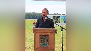 Hoher Besuch in Niederleierndorf: Staatsminister Thorsten Glauber.