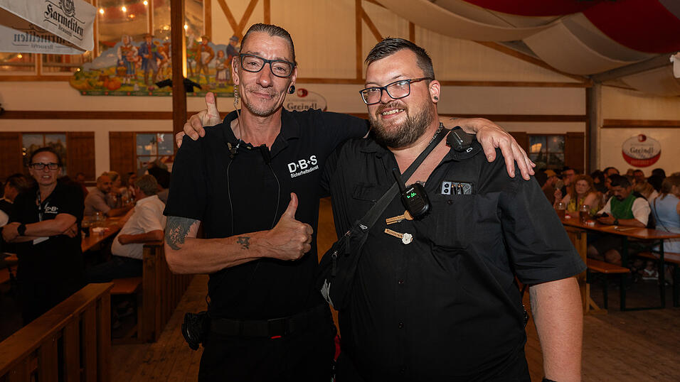 Die Partybilder vom Donnerstag, 17. August 2023, aus dem Festzelt Greindl. Die Partybilder vom Donnerstag, 17. August 2023, aus dem Festzelt Greindl.