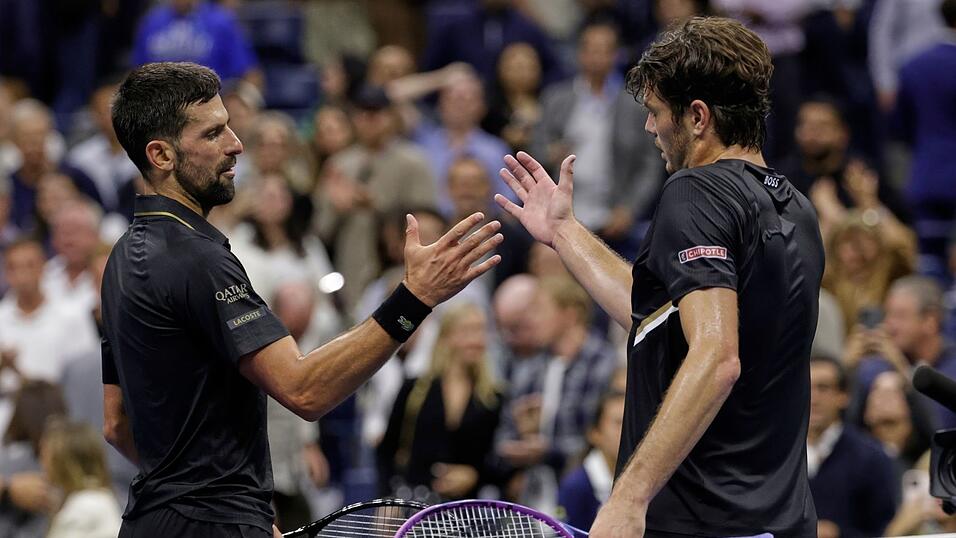 Novak Djokovic zog mit seinem Sieg gegen Taylor Fritz ins Halbfinale der US Open ein.