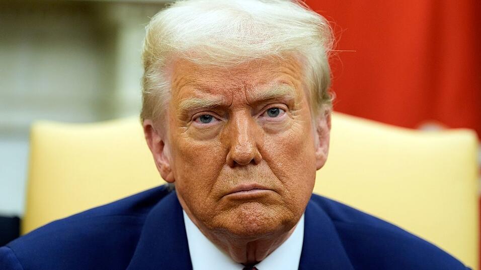 US-Präsident Trump hat die Freilassung aller Geiseln gefordert, will die Entscheidung aber Israel überlassen. (Archivbild) US-Präsident Trump hat die Freilassung aller Geiseln gefordert, will die Entscheidung aber Israel überlassen. (Archivbild)