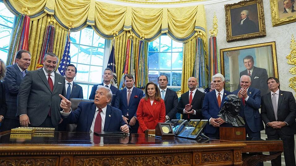 US-Präsident Donald Trump hält nichts von den Kraftstoffverbrauchsvorgaben seines Vorgängers Joe Biden.