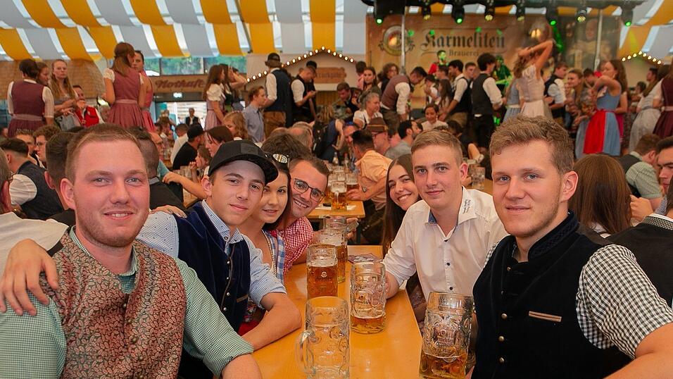 Die Partybilder von Dienstag, 16. August 2022, aus dem Festzelt Nothaft.