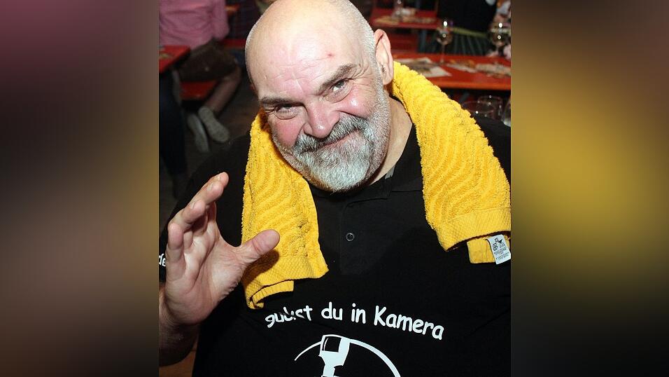 Die besten Bilder vom Wein- und Wei&szlig;bierfest des Burschenvereins Arth und der M&auml;dchengruppe.