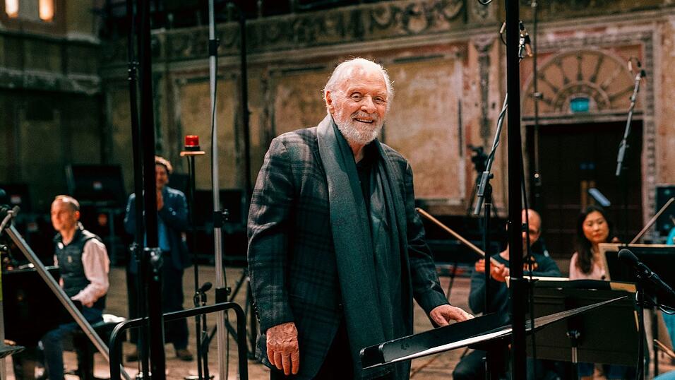 Das Album 'Life is a Dream' enthält Kompositionen von Anthony Hopkins aus vielen Jahrzehnten. Das Album 'Life is a Dream' enthält Kompositionen von Anthony Hopkins aus vielen Jahrzehnten.