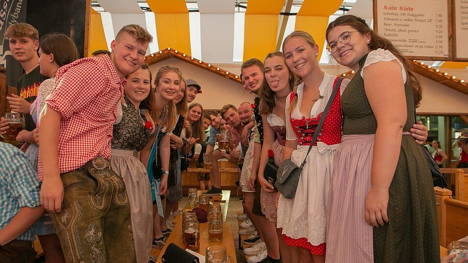 Die Partybilder von Mittwoch, 17. August 2022, aus dem Festzelt Nothaft.