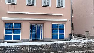 Hier soll wieder ein Geschäft reinkommen. Hier soll wieder ein Geschäft reinkommen.