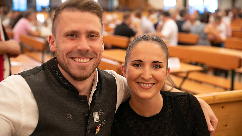 Die Partybilder vom Sonntag, 10. August, aus dem Festzelt Nothaft. Die Partybilder vom Sonntag, 10. August, aus dem Festzelt Nothaft.