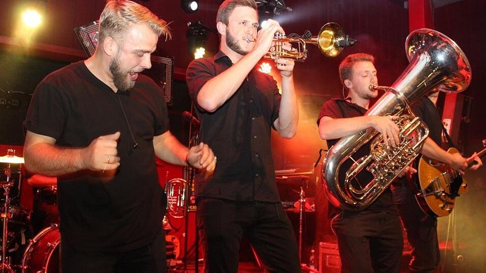 Im Landshuter Rocket Club wurde an diesem Freitag zu Live-Musik gefeiert.