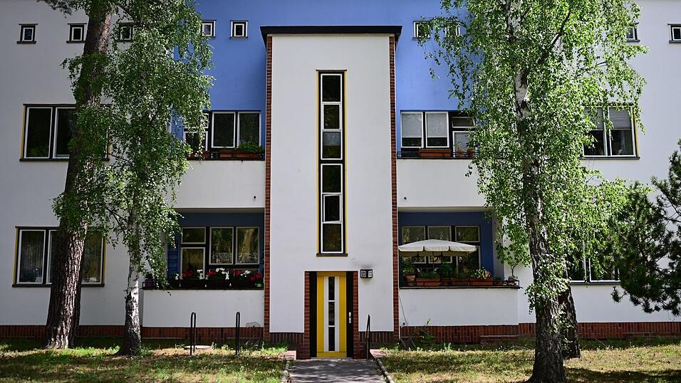 Die Waldsiedlung Zehlendorf galt während ihrer Entstehung als revolutionär in Sachen sozialer Wohnbau. Die Waldsiedlung Zehlendorf galt während ihrer Entstehung als revolutionär in Sachen sozialer Wohnbau.