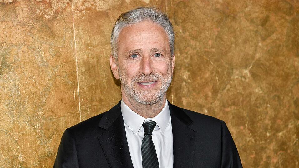 Der US-Comedian hat seinen Vertrag bei der «Daily Show» verlängert. (Archivbild) Der US-Comedian hat seinen Vertrag bei der «Daily Show» verlängert. (Archivbild)