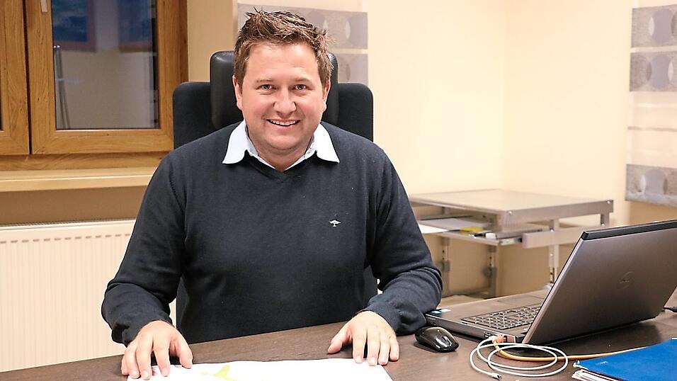 Andreas Eckl freut sich auf die Nominierungsversammlung, die am 1. Dezember stattfindet. Bislang gibt es in Prackenbach keine Konkurrenz. Andreas Eckl freut sich auf die Nominierungsversammlung, die am 1. Dezember stattfindet. Bislang gibt es in Prackenbach keine Konkurrenz.