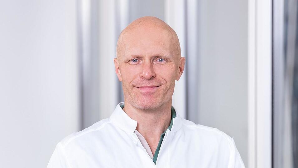 Dr. Josef Penzkofer ist der neue Chefarzt der Unfallchirurgie in der Arberlandklinik Viechtach. Dr. Josef Penzkofer ist der neue Chefarzt der Unfallchirurgie in der Arberlandklinik Viechtach.