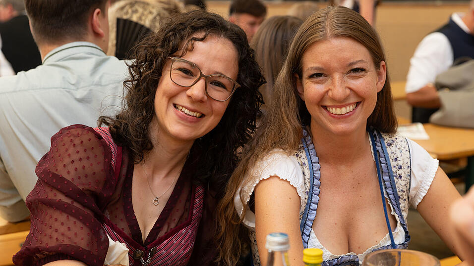 Die Partybilder vom Dienstag, 11. August, aus dem Festzelt Nothaft.