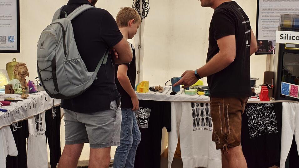 Innovation zum Anfassen: Auf dem Erlebnisfestival gab es f&uuml;r alle Altersgruppen einiges zu entdecken.