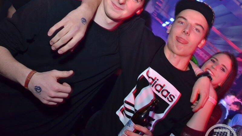 Gleich bei der Eröffnung platzte die neue Diskothek Peggy P. aus allen Nähten. Gleich bei der Eröffnung platzte die neue Diskothek Peggy P. aus allen Nähten.