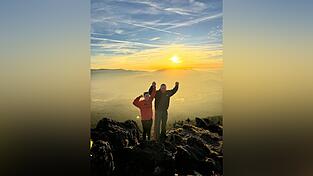 Tina Rupprecht und Sepp Maurer beim Konditionstraining auf dem Osser. Tina Rupprecht und Sepp Maurer beim Konditionstraining auf dem Osser.