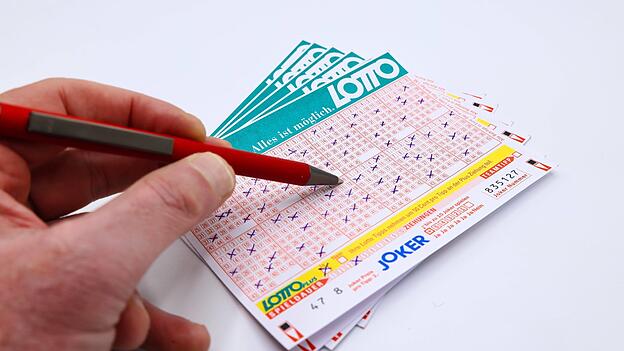 Der Mann erzielte einen gro&szlig;en Gewinn. (Symbolbild)