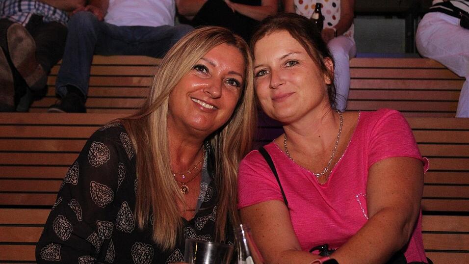 Auf der Eskara &Uuml;30-Party in Essenbach war wieder viel los.