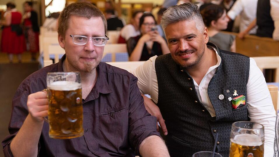 Die Partybilder vom Freitag, 7. August, aus dem Festzelt Greindl. Die Partybilder vom Freitag, 7. August, aus dem Festzelt Greindl.