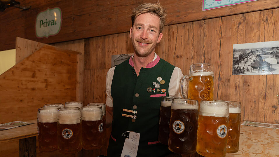 Die Partybilder vom Montag, 21. August 2023, aus dem Festzelt Weckmann.