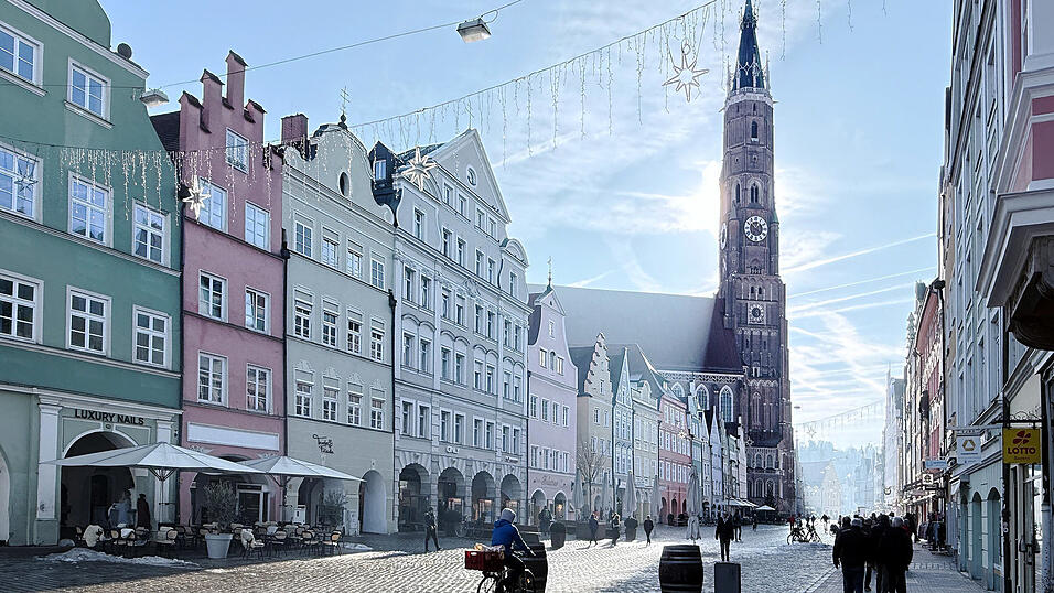 Strahlende Aussichten gibt es in Landshut weiterhin: Die Stadt w&auml;chst laut statistischem Jahresbericht 2023, die Kaufkraft liegt im bayerischen Spitzenfeld. Doch es gibt auch Schattenseiten: Die Sterbe- liegt weit &uuml;ber der Geburtenrate, und die Zahl neuer Wohnungen liegt deutlich unter dem Landesschnitt.