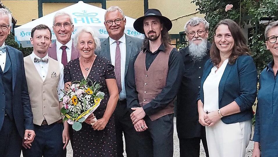 Drei Künstler wurden ausgezeichnet: Jonas Eideloth, Cornelia Hinkel und Thomas Kinzel. Die Ehrengäste gratulierten den Kulturpreisträgern des Jahres 2025. Drei Künstler wurden ausgezeichnet: Jonas Eideloth, Cornelia Hinkel und Thomas Kinzel. Die Ehrengäste gratulierten den Kulturpreisträgern des Jahres 2025.