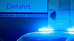 Die Polizei hat die Spuren in mehreren M&uuml;nchner Tiefgaragen gesichert. (Symbolbild)