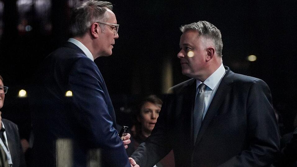 Der alte und der voraussichtlich neue Ministerpr&auml;sident von Rheinland-Pfalz wollen &uuml;ber eine gro&szlig;e Koalition sprechen.