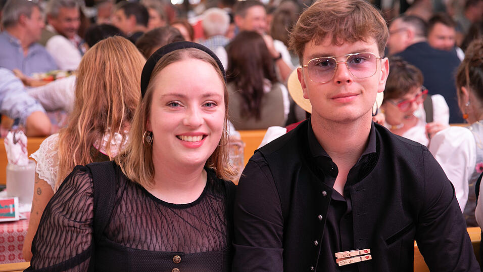 Die Partybilder vom Freitag, 8. August, aus dem Festzelt Krönner. Die Partybilder vom Freitag, 8. August, aus dem Festzelt Krönner.