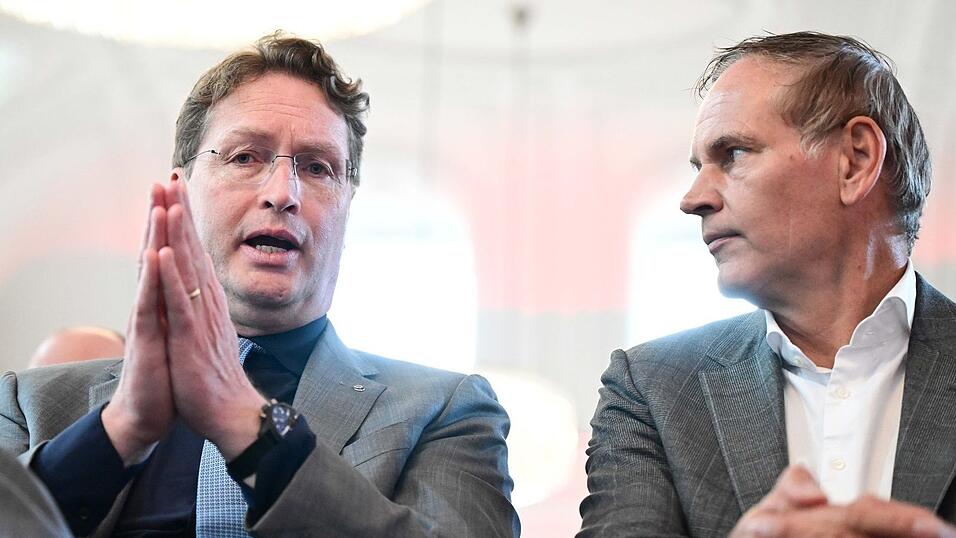 Mercedes-Chef K&auml;llenius : &laquo;Wir m&uuml;ssen auch in diesem Land die Kosten senken&raquo;.