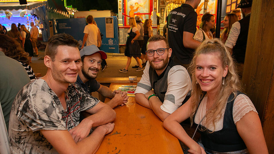 Die Partybilder von Freitag, 19. August 2022, aus dem Festzelt Greindl.