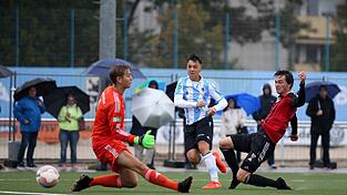 Julian Justvan kickte bis vor Kurzem im blau-weißen Trikot des TSV 1860 München. Jetzt wechselt er zum VfL Wolfsburg, der nach gewonnenerRelegation weiterhin in der 1. Bundesliga spielt.