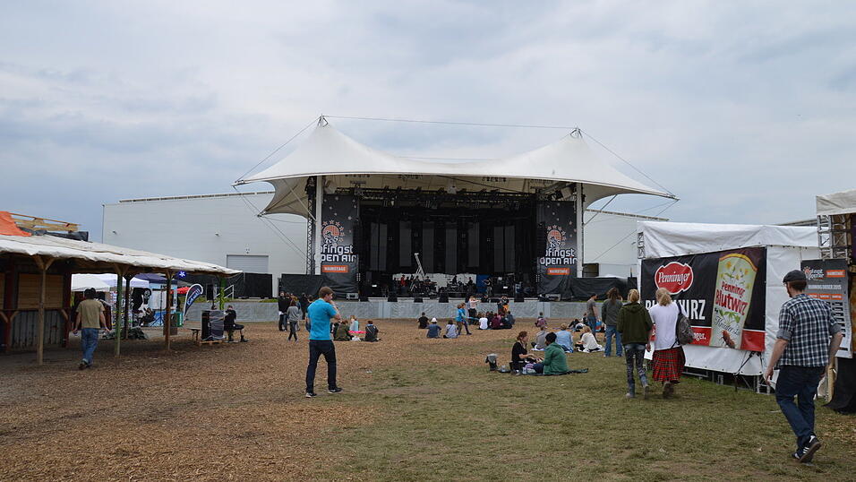 Das war am zweiten Tag des Pfings-Open-Airs in Salching auf dem Festivalgelände los. (Fotos: Florian Wende) Das war am zweiten Tag des Pfings-Open-Airs in Salching auf dem Festivalgelände los. (Fotos: Florian Wende)