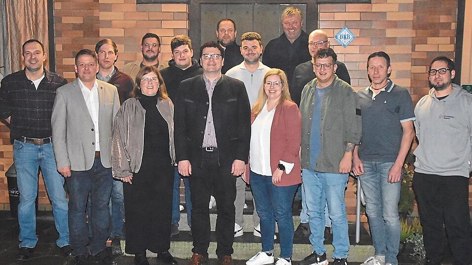 Die Kandidaten der Landunion der Stadtgemeinde Rötz stellen sich am 8. März 2026 der Wahl. Die Kandidaten der Landunion der Stadtgemeinde Rötz stellen sich am 8. März 2026 der Wahl.