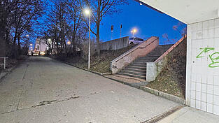 Für den Weg der Bahnhofsunterführung zu den Parkplätzen und Radständern wird eine zusätzliche Beleuchtung überlegt.