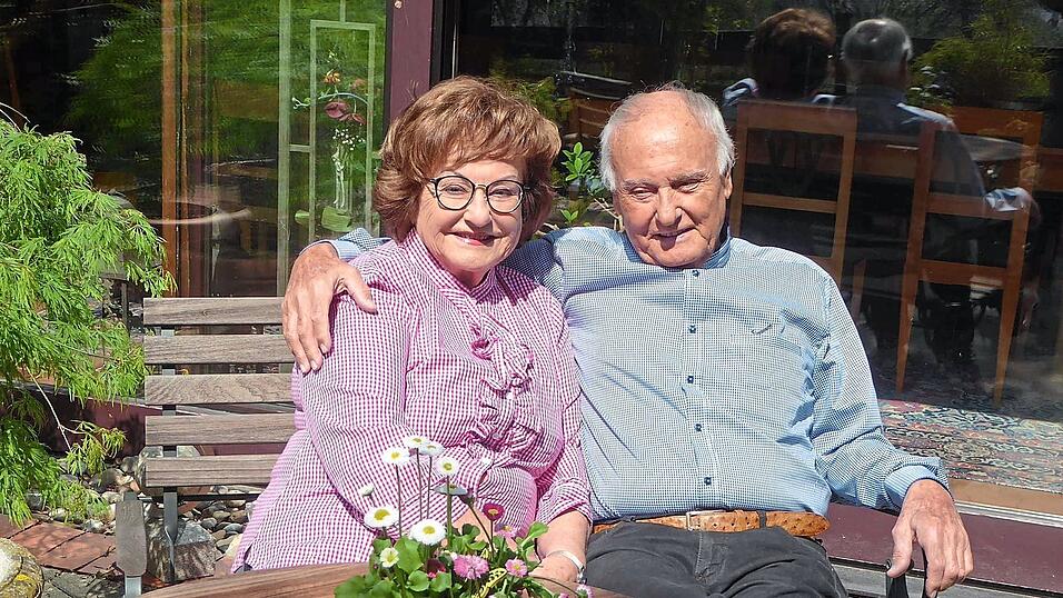 Christa und Joachim Czech sind seit 65 Jahren verheiratet. Christa und Joachim Czech sind seit 65 Jahren verheiratet.