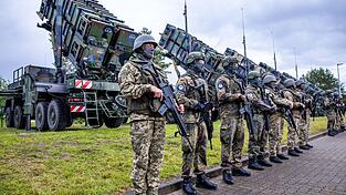 Die Ukraine erhält weitere Unterstützung von der EU. (Archivbild) Die Ukraine erhält weitere Unterstützung von der EU. (Archivbild)