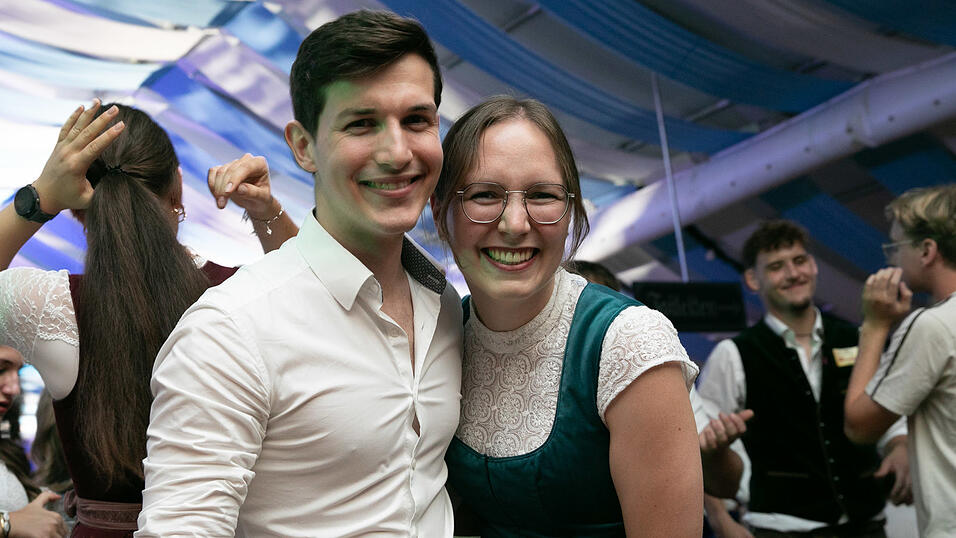 Die Partybilder vom Sonntag, 17. August, aus dem Festzelt Wenisch. Die Partybilder vom Sonntag, 17. August, aus dem Festzelt Wenisch.