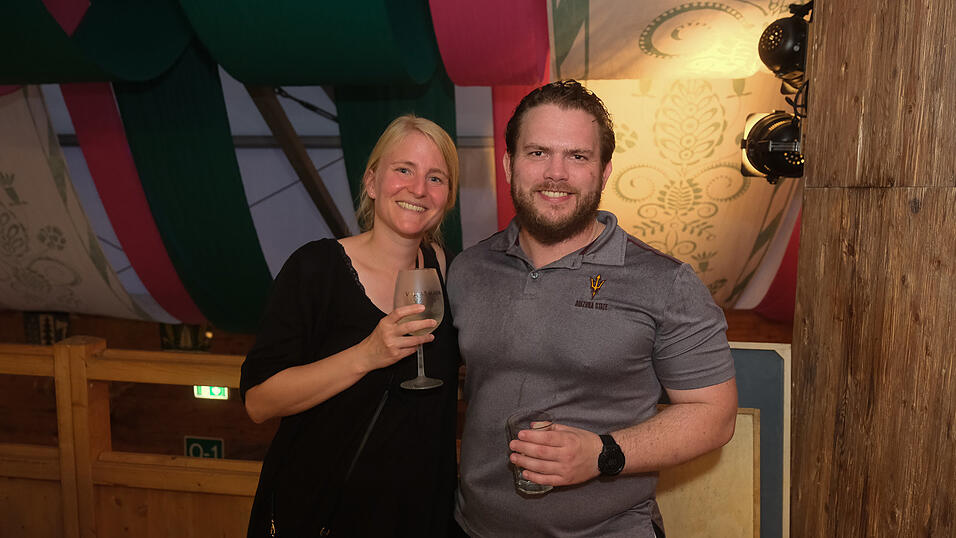 Die Partybilder vom Dienstag, 15. August 2023, aus dem Festzelt Weckmann.