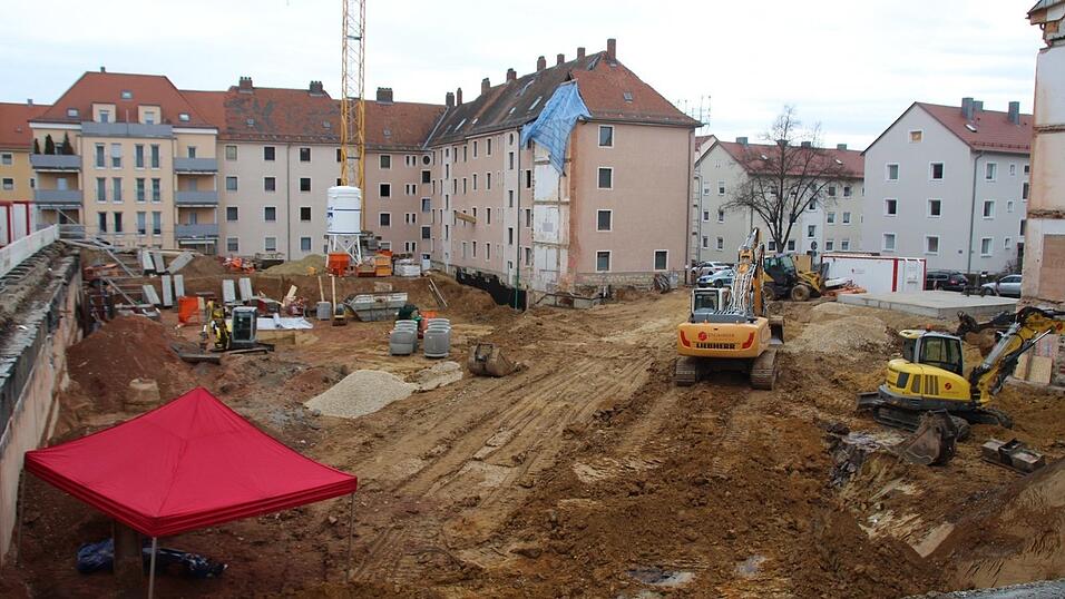 Erneut wurde am Donnerstagvormittag bei Bauarbeiten in Regensburg eine Fliegerbombe gefunden. Diesmal im Stadtteil Kumpfmühl.