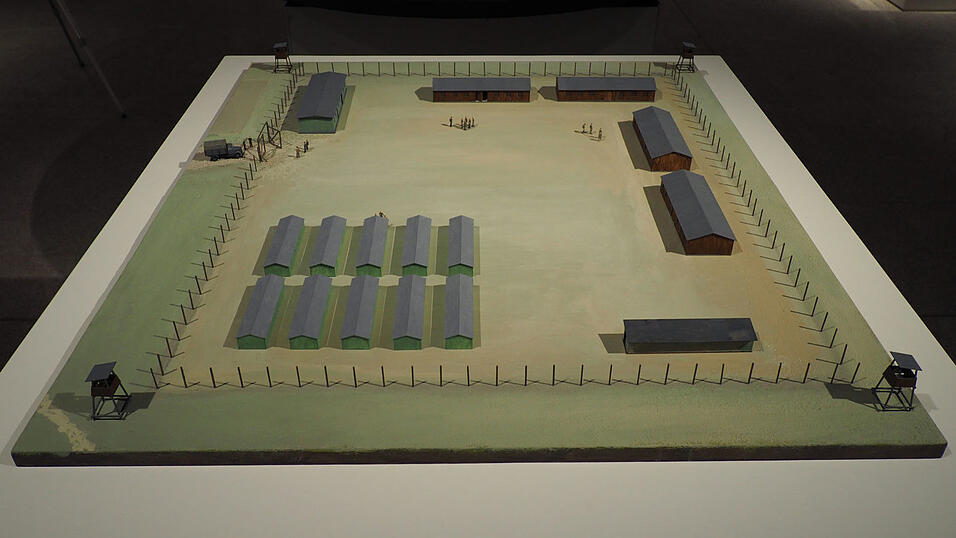 Das Rekonstruktionsmodell von Alexander Langkals im Maßstab 1:100 Das Rekonstruktionsmodell von Alexander Langkals im Maßstab 1:100