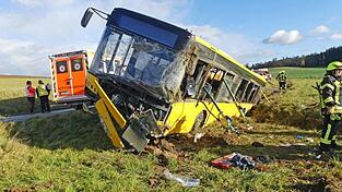 Vor zweieinhalb Jahren passierte bei Laberweinting ein schwerer Busunfall.