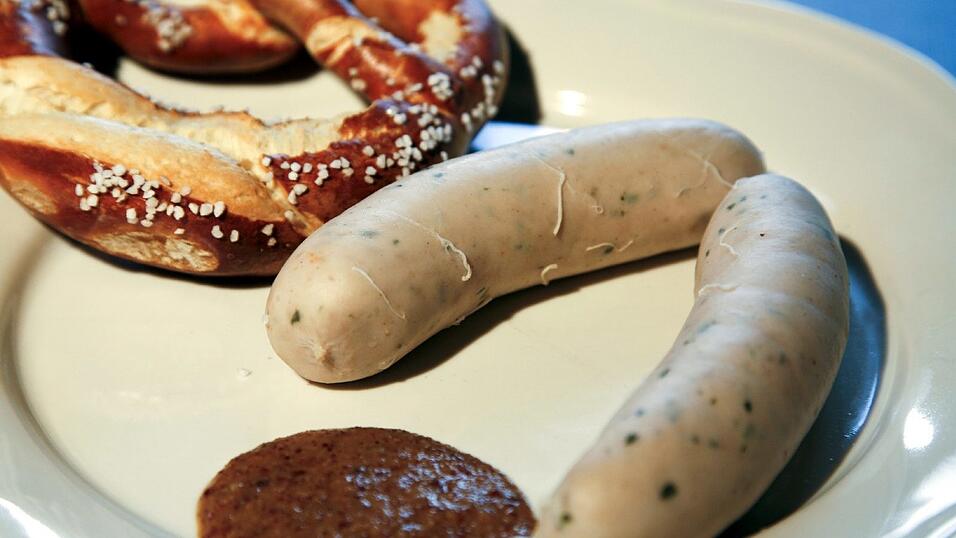 Die Wurst, wegen der es zwischen Niederbayern und Münchnern Unstimmigkeiten gibt. (Symbolbild) Die Wurst, wegen der es zwischen Niederbayern und Münchnern Unstimmigkeiten gibt. (Symbolbild)