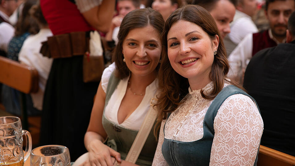 Die Partybilder vom Samstag, 16. August, aus dem Festzelt Nothaft. Die Partybilder vom Samstag, 16. August, aus dem Festzelt Nothaft.