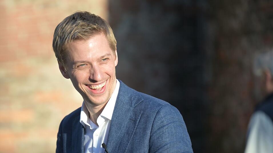 Der Erfolg bei der Kommunalwahl versetzte Dominik Krause und seine Gr&uuml;nen in Jubelstimmung. (Archivbild)